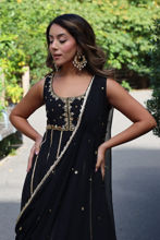 Picture of Sana Khan in Divya