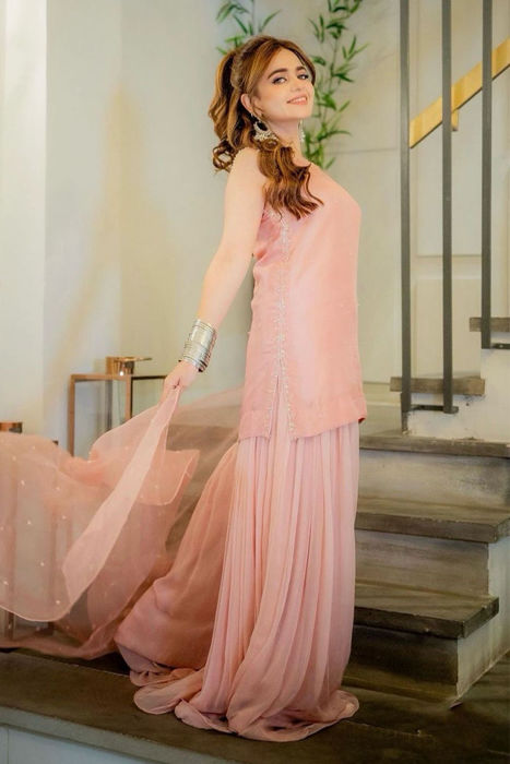 Sumbul Iqbal in Lara