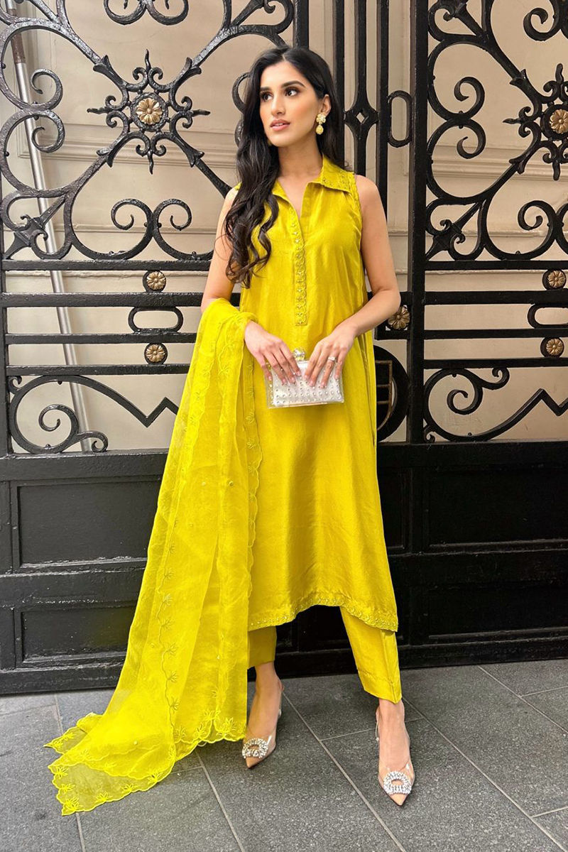 Picture of Sehr Chaudhry in Melon