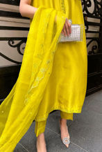 Picture of Sehr Chaudhry in Melon