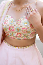 Picture of Anushe in Amal