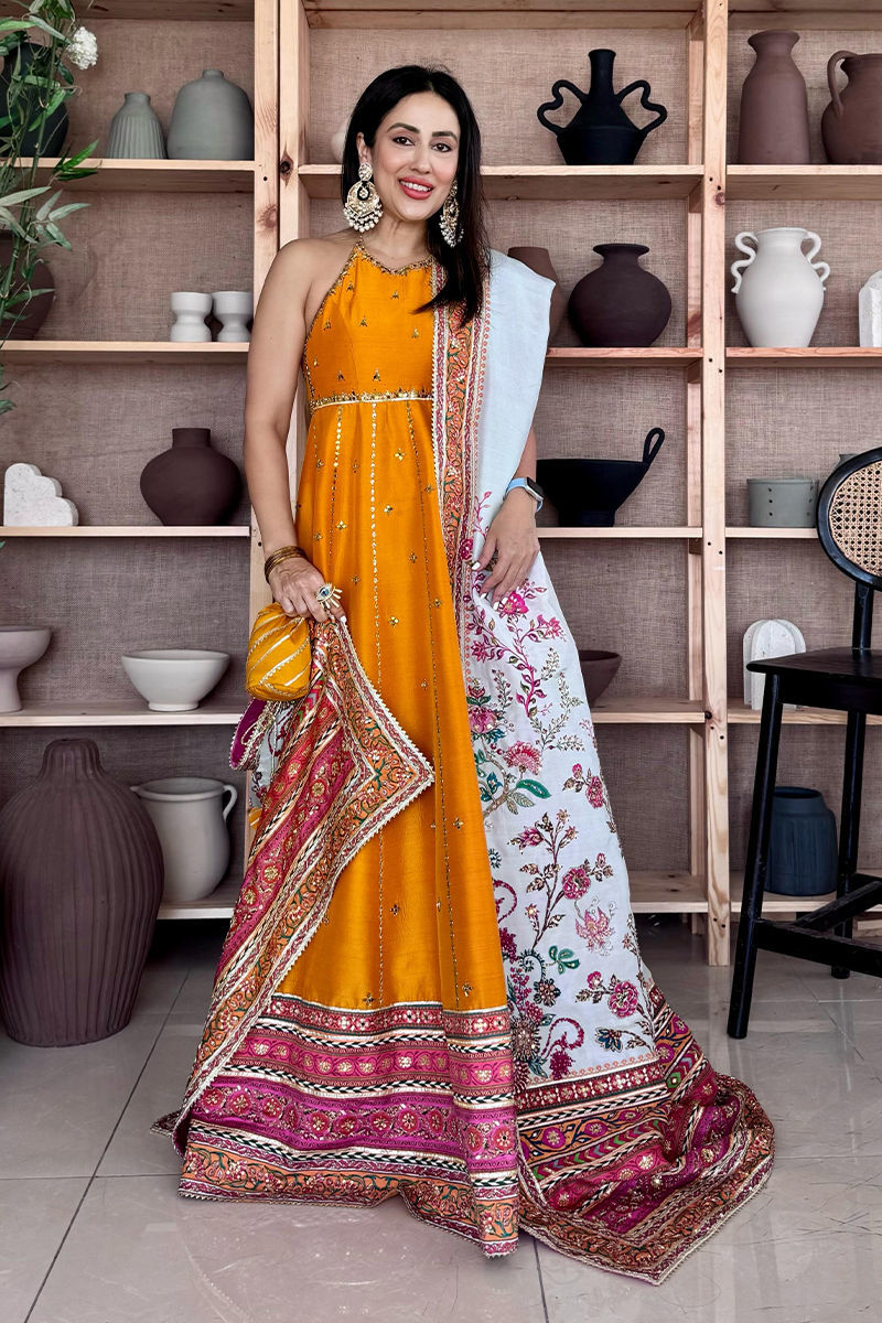 Picture of Alizeh in Samira