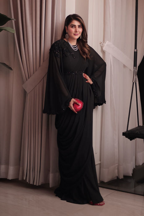 Picture of Areeba Habib in Azal