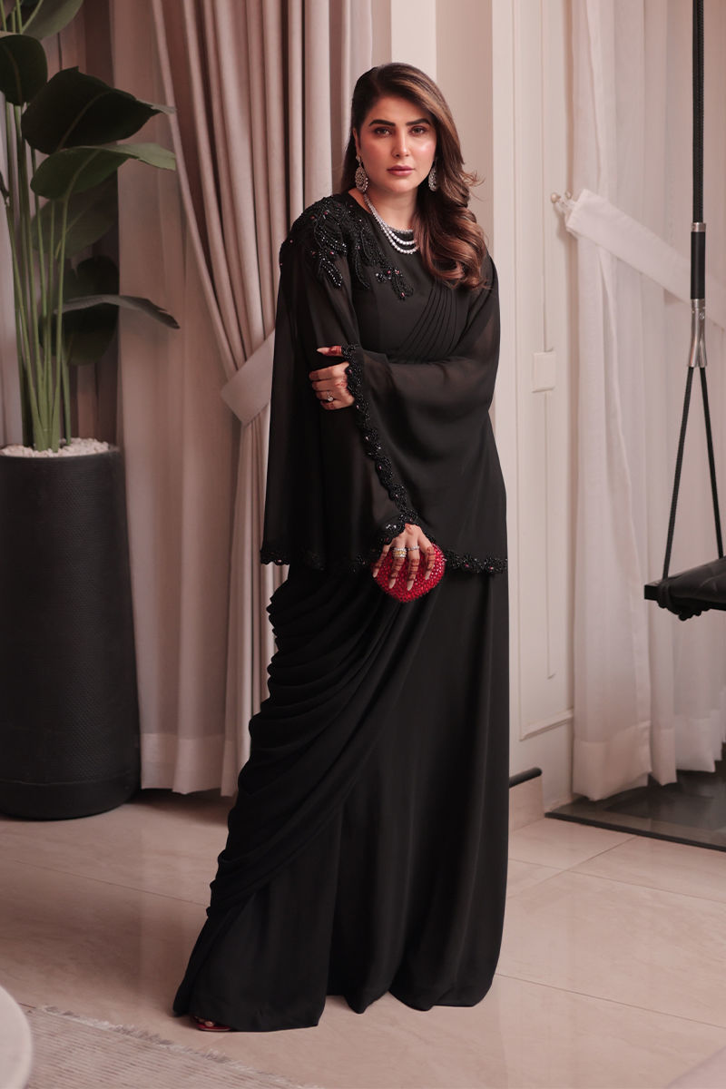 Picture of Areeba Habib in Azal