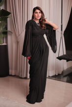 Picture of Areeba Habib in Azal