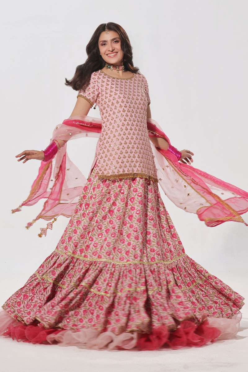 Picture of Ayeza Khan In Rania